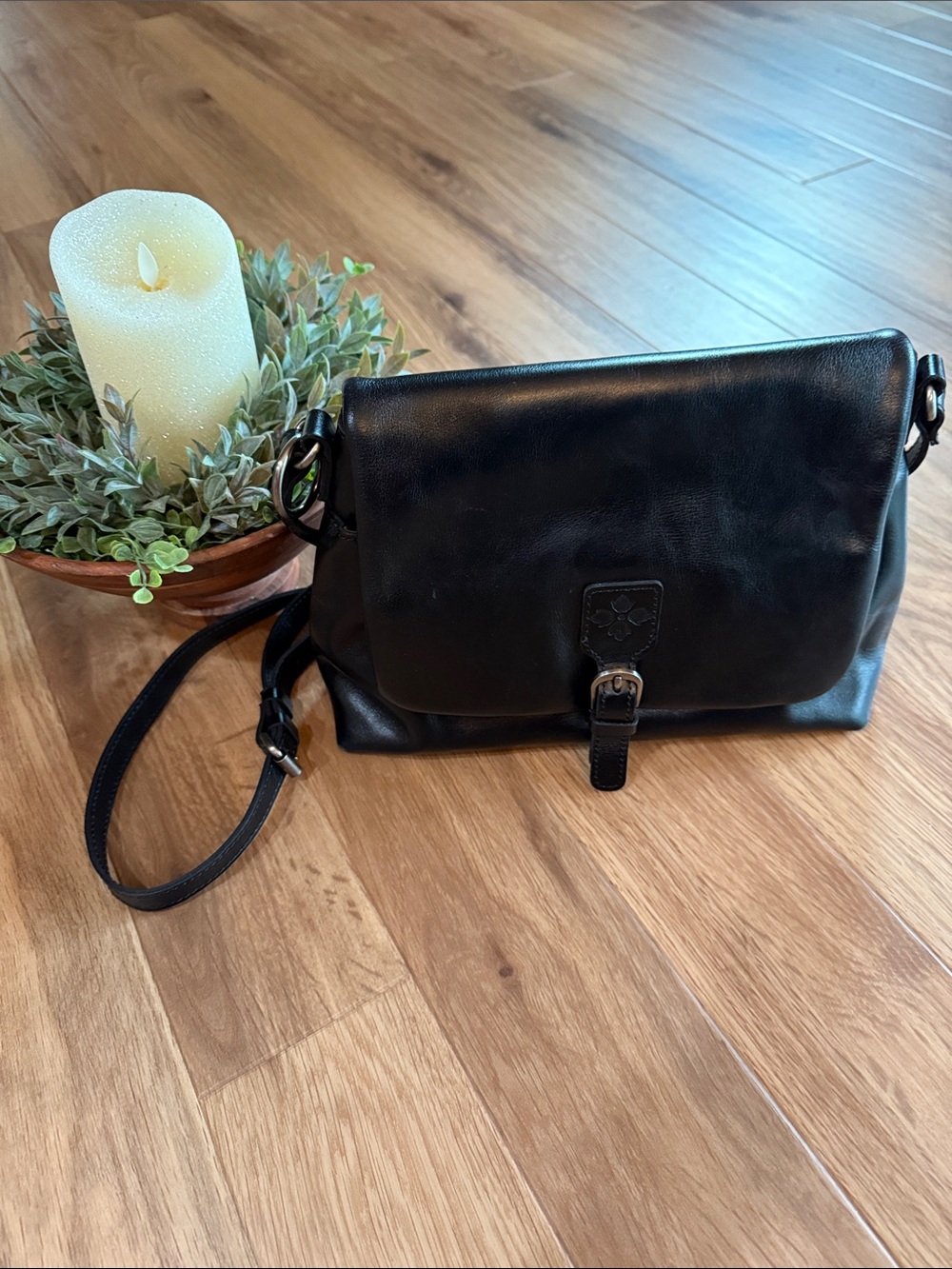 Patricia Nash Black Leather Crossbody Bag. Used in excellent condition